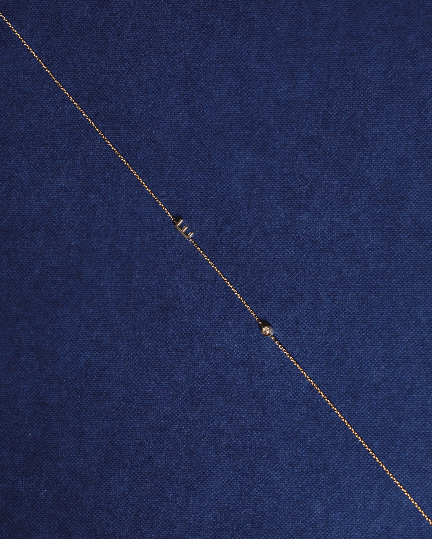 Custom Letter Necklace w. Diamond (Rose Gold)