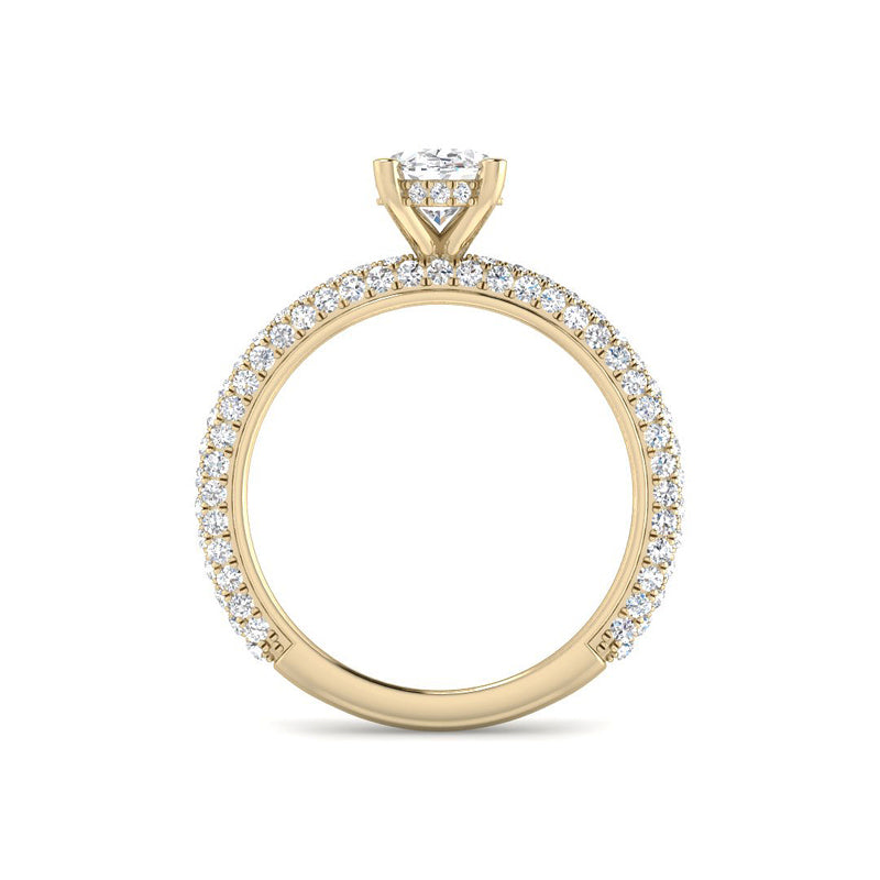 Oval Solitaire w. Pavé Diamond Band (Yellow Gold)