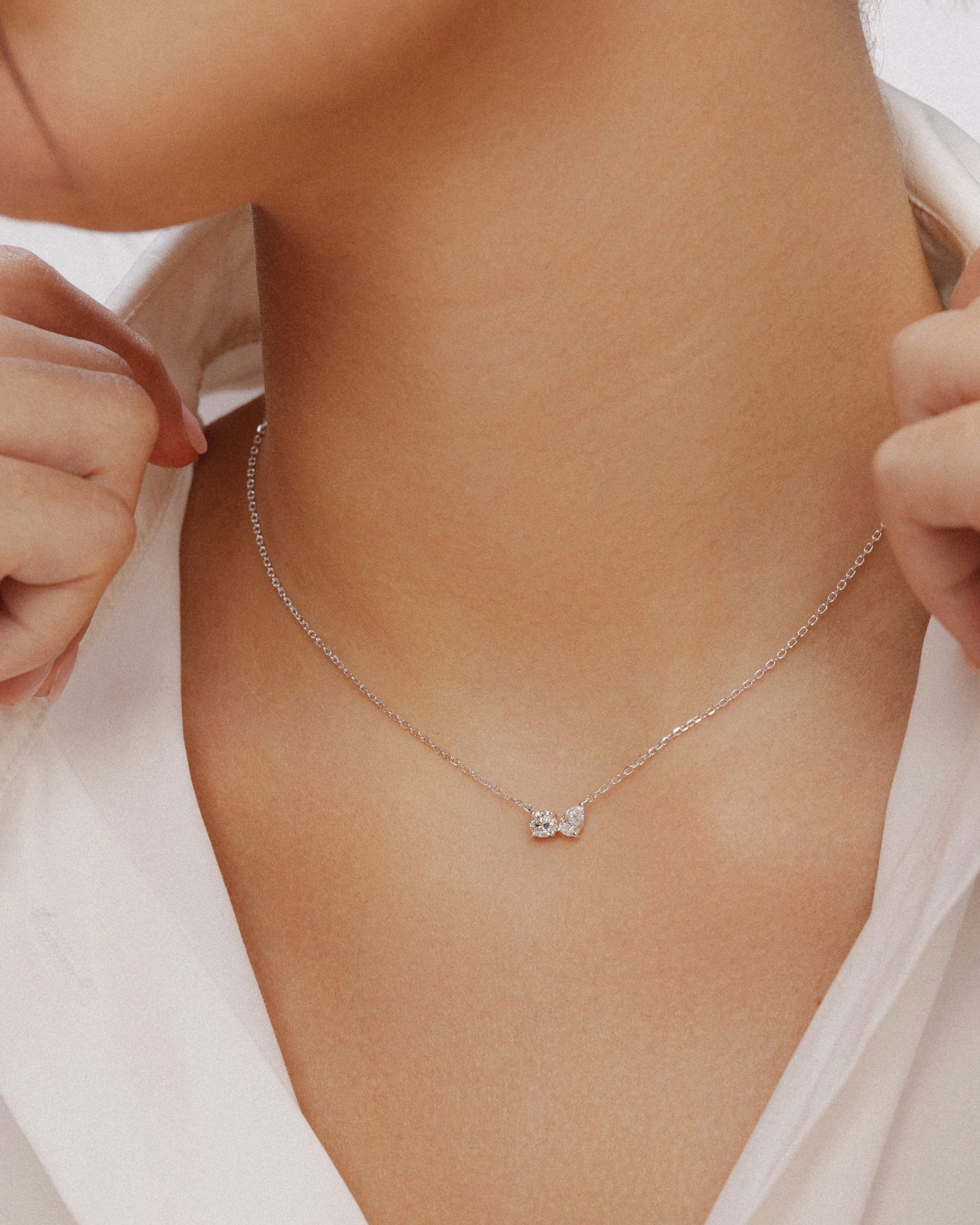 Moi & Toi Necklace w. Pear and Round Diamonds (Rose Gold)