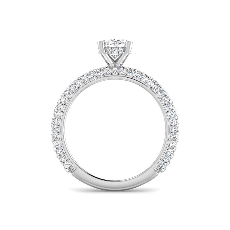 Oval Solitaire w. Pavé Diamond Band (White Gold)