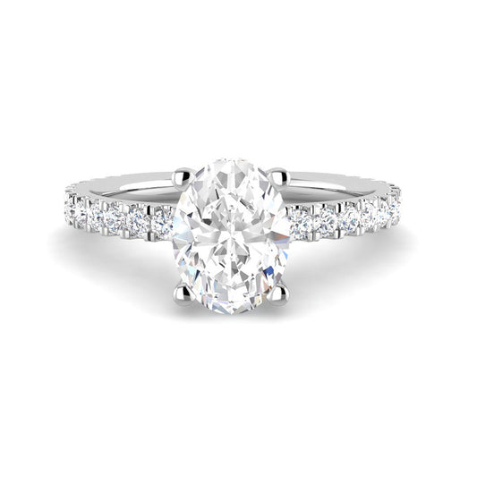 Oval Solitaire w. Diamond Band and Hidden Halo (White Gold)
