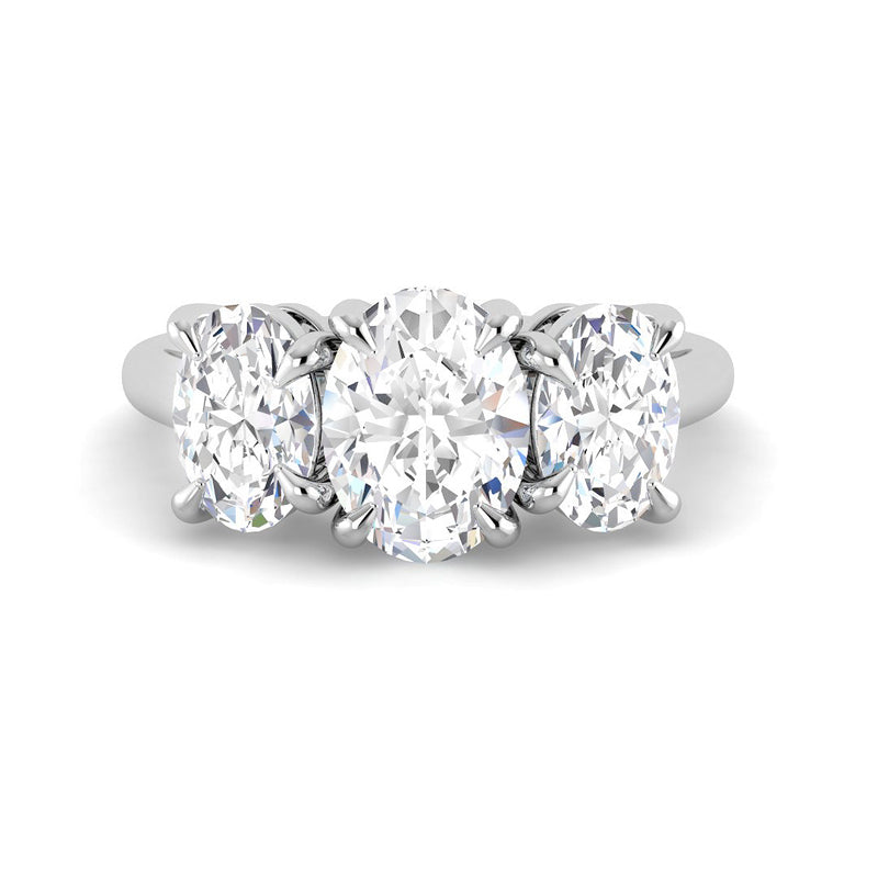 Trilogy Oval Solitaire w. Oval Accent Stones (White Gold)
